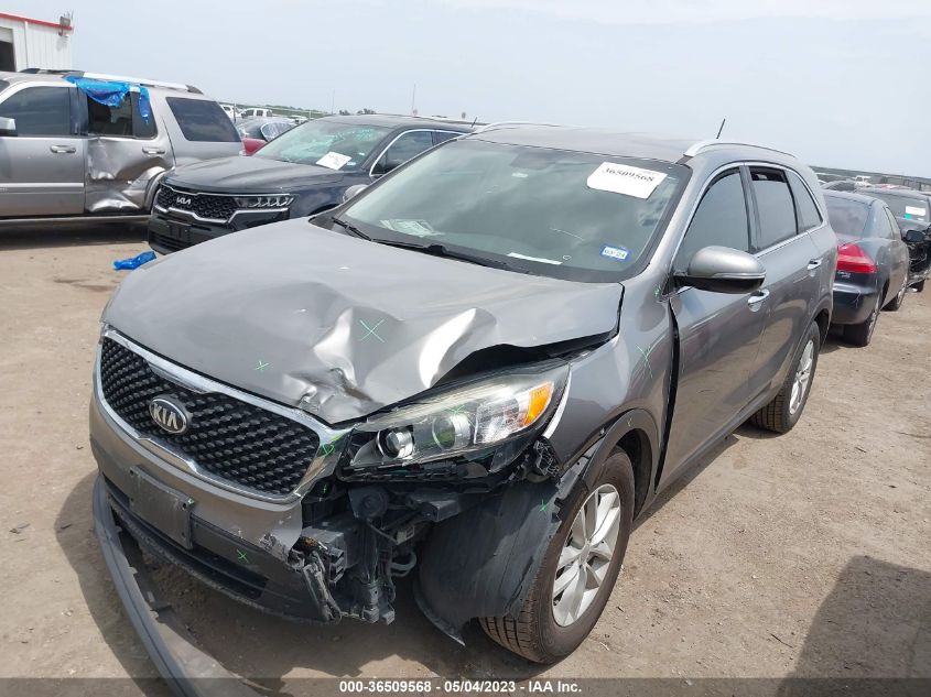 2017 KIA SORENTO LX - 5XYPG4A33HG244113