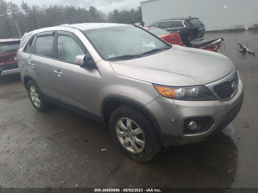 2013 KIA SORENTO LX - 5XYKT3A15DG405909