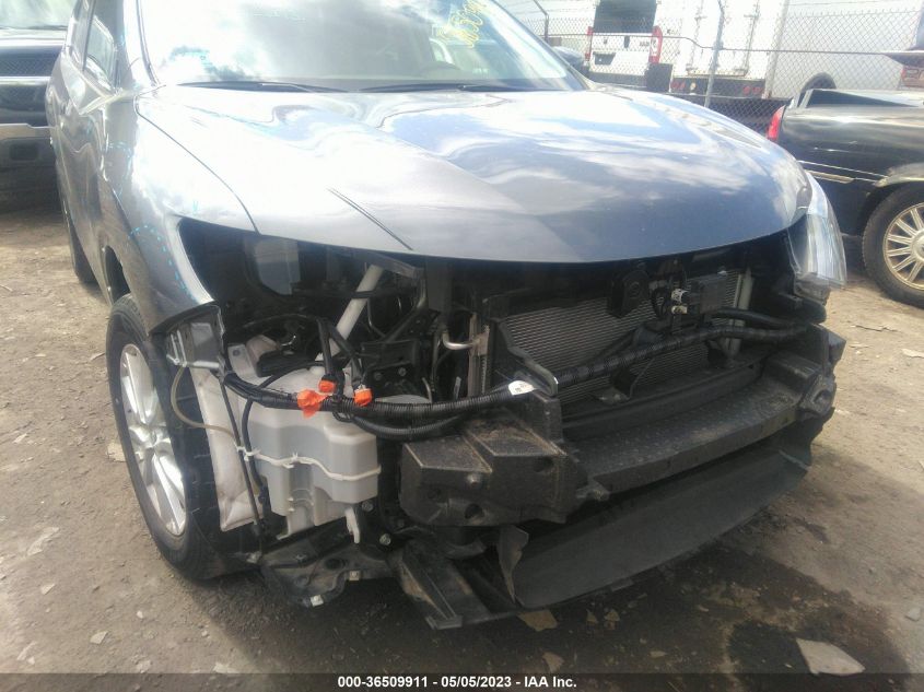 2019 NISSAN ROGUE SV - 5N1AT2MV0KC732395