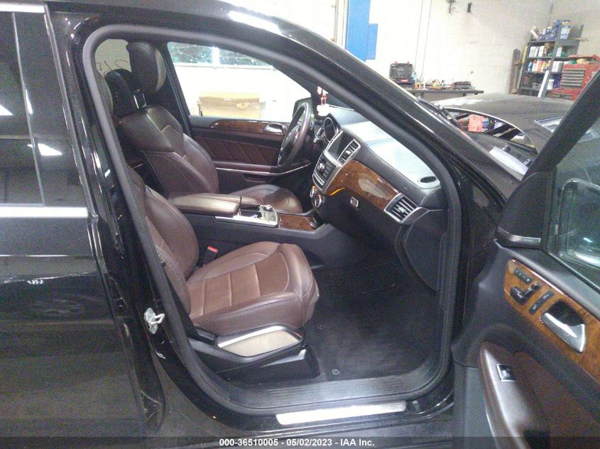 2015 MERCEDES-BENZ GL-CLASS GL 550 4JGDF7DE6FA511838