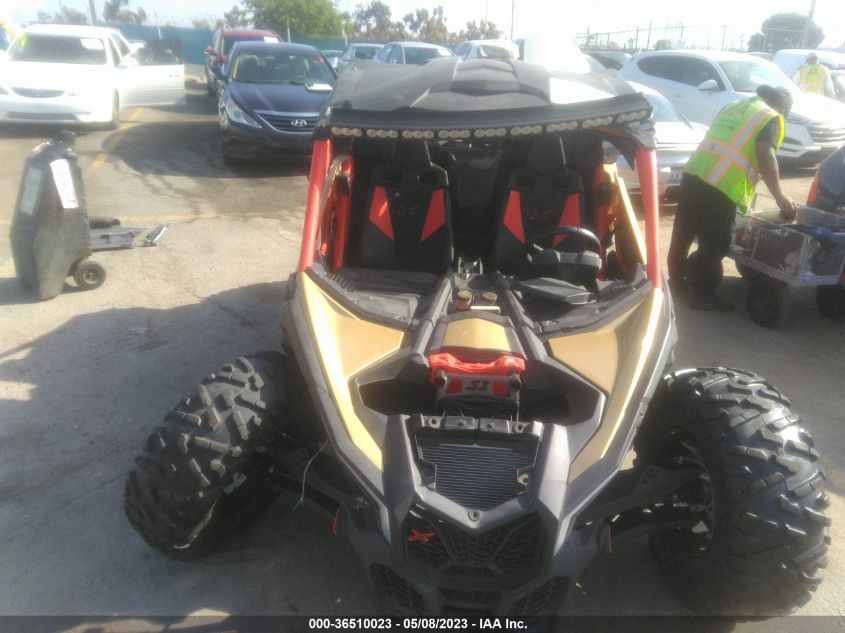 2018 CAN-AM MAVERICK X3 X RS TURBO R - 3JBVXAW4XJK001736