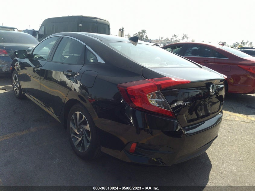 VIN 19XFC2F87JE022483 2018 HONDA CIVIC SEDAN EX