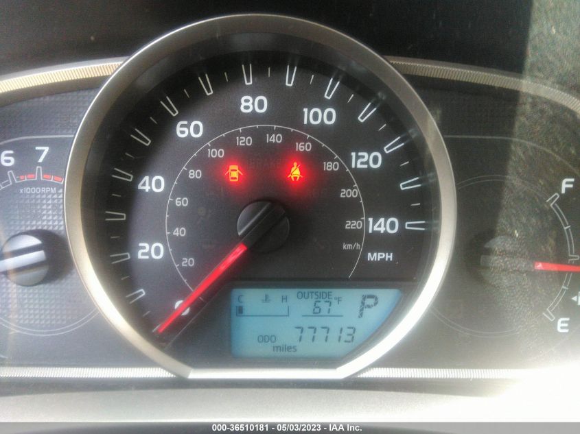 2014 TOYOTA RAV4 XLE - JTMRFREV8ED057044