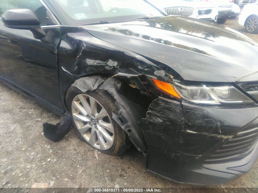 2018 TOYOTA CAMRY LE/SE/XLE/L - 4T1B11HK2JU636989