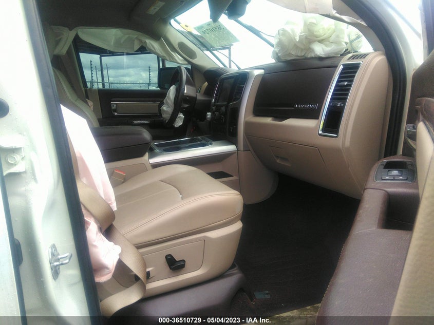 VIN 1C6RR7NM3HS877672 2017 RAM 1500 LARAMIE