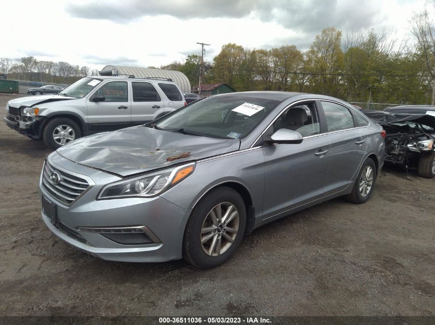 2015 HYUNDAI SONATA 2.4L SE - 5NPE24AF9FH095938