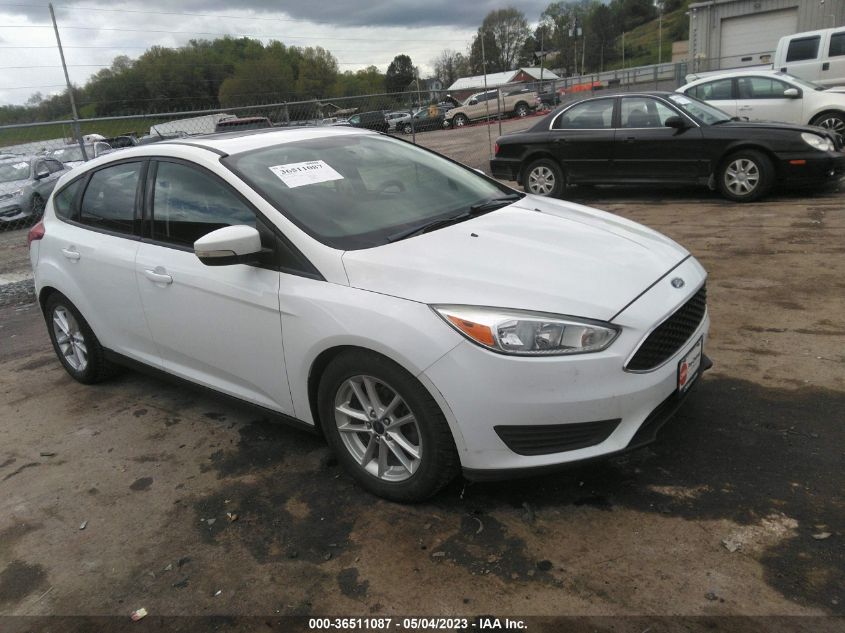 2016 FORD FOCUS SE - 1FADP3K23GL283537