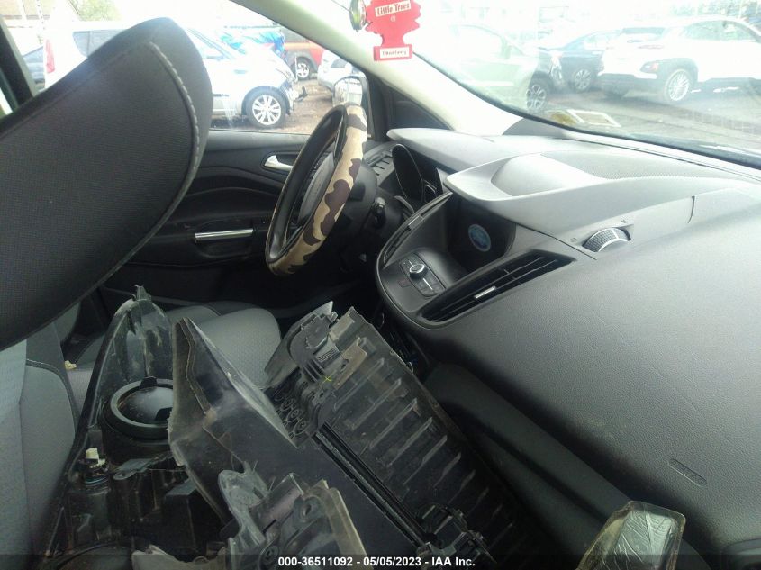 2019 FORD ESCAPE SE - 1FMCU9GD3KUA66127