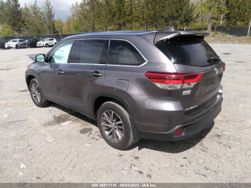 2019 TOYOTA HIGHLANDER SE/XLE - 5TDJZRFH5KS715738