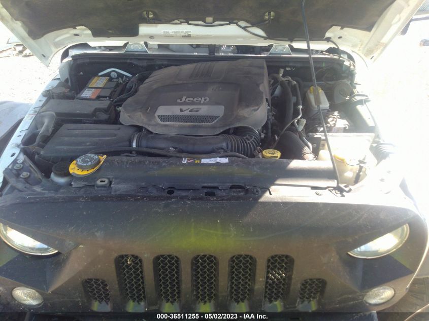 2015 JEEP WRANGLER UNLIMITED SAHARA - 1C4BJWEG2FL639325