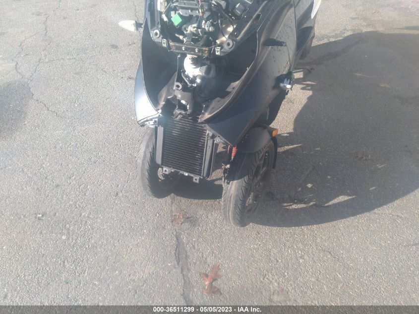2019 VESPA PIAGGIO - ZAPTA10WXK5000208