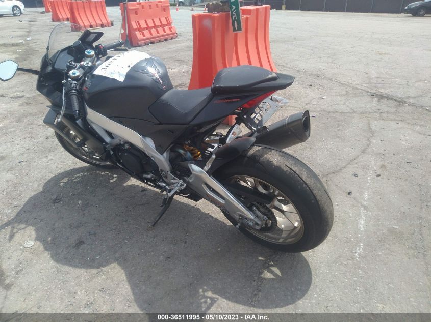 2019 APRILIA RSV4 ZD4KEUA01KS000035
