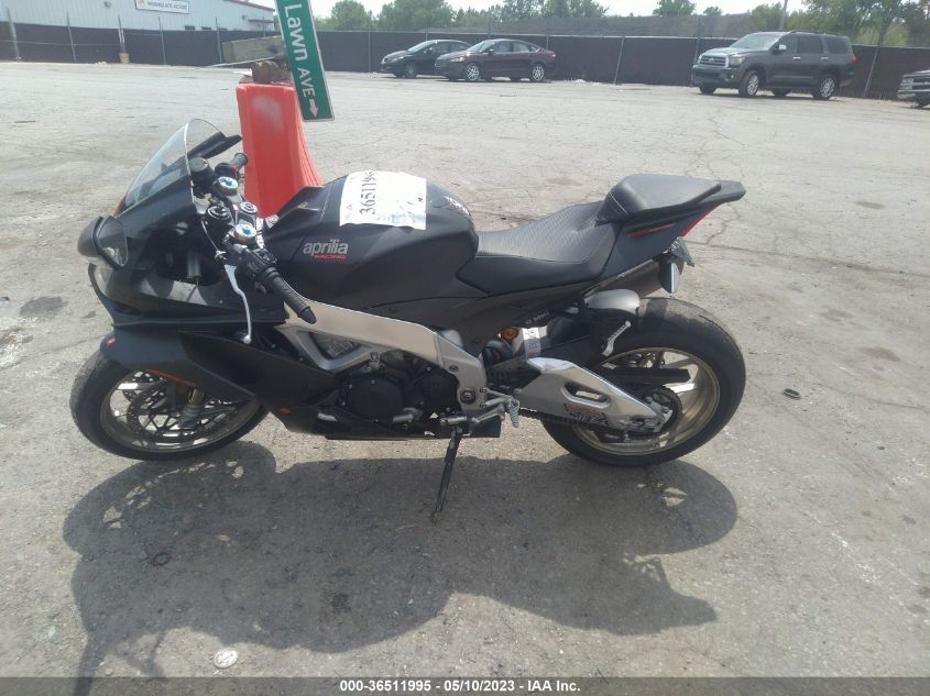2019 APRILIA RSV4 ZD4KEUA01KS000035