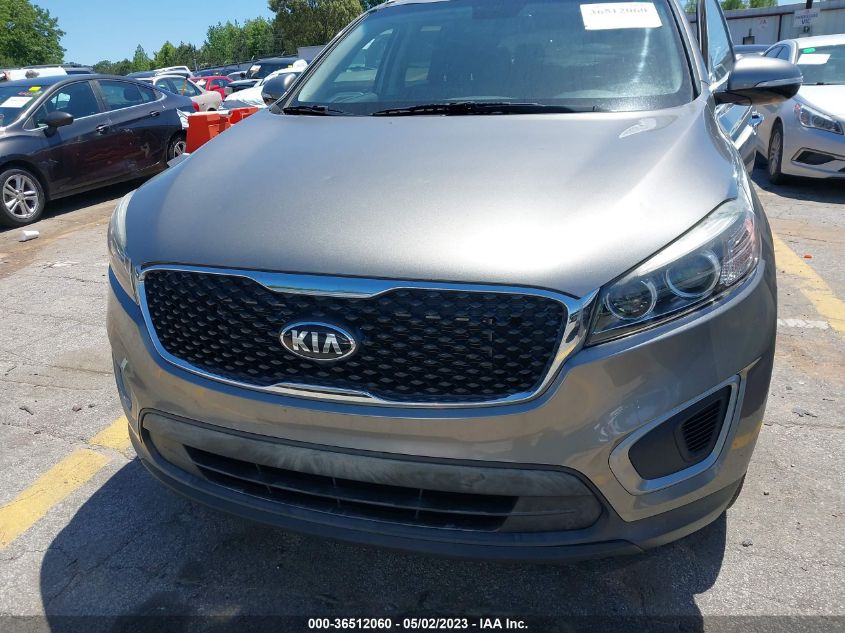 2017 KIA SORENTO LX - 5XYPG4A32HG218828