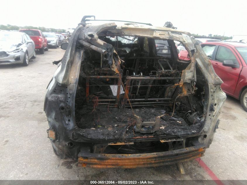 2021 TOYOTA HIGHLANDER XLE - 5TDGZRAH5MS524969