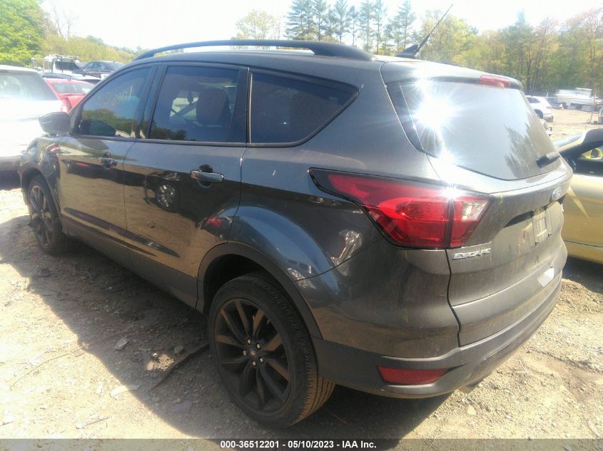 2019 FORD ESCAPE SE - 1FMCU9GD4KUB92027