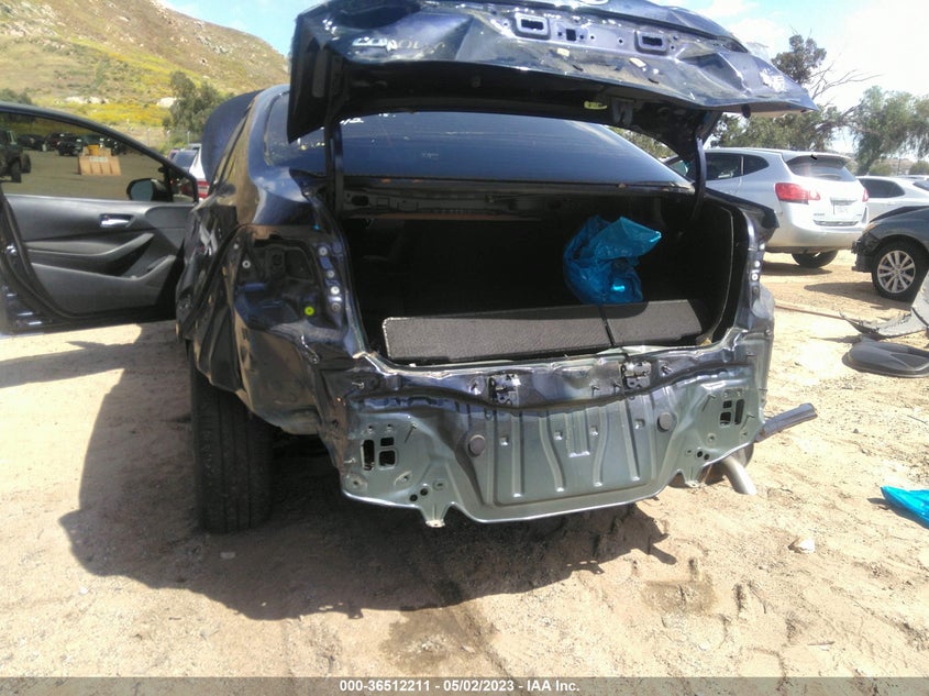 VIN JTDEPMAEXMJ137773 2021 TOYOTA COROLLA LE