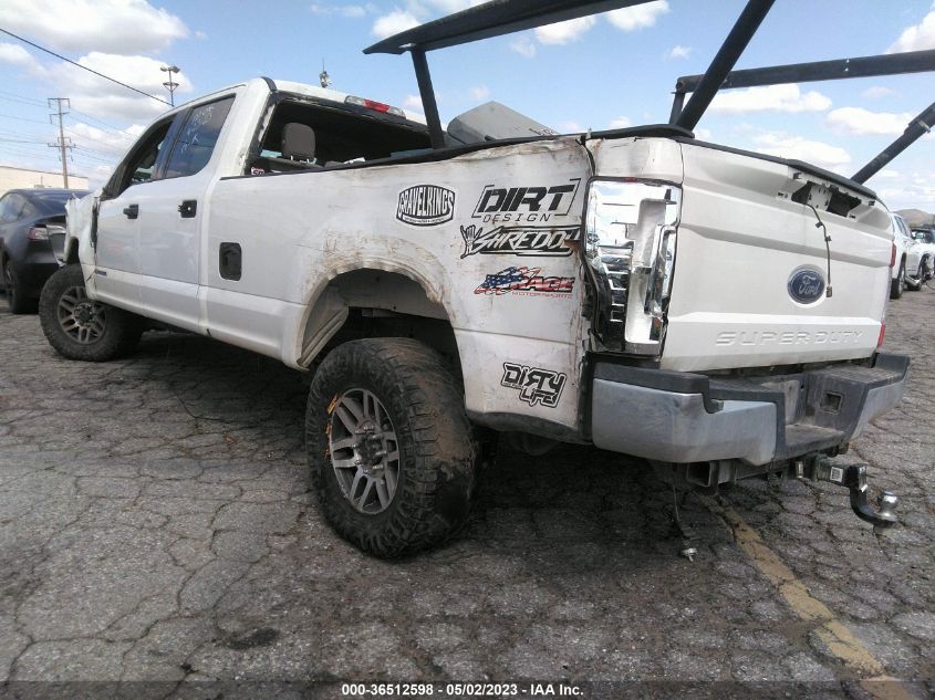 2017 FORD SUPER DUTY F-250 SRW LARIAT/PLATINUM - 1FT7W2BT2HEF19520