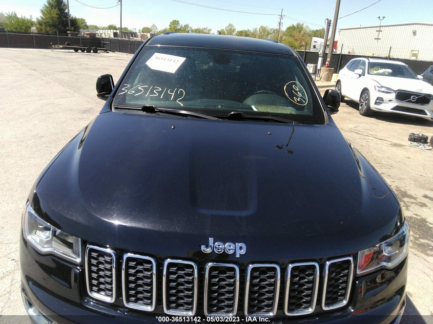 VIN 1C4RJFAG6JC350283 2018 JEEP GRAND CHEROKEE LAREDO