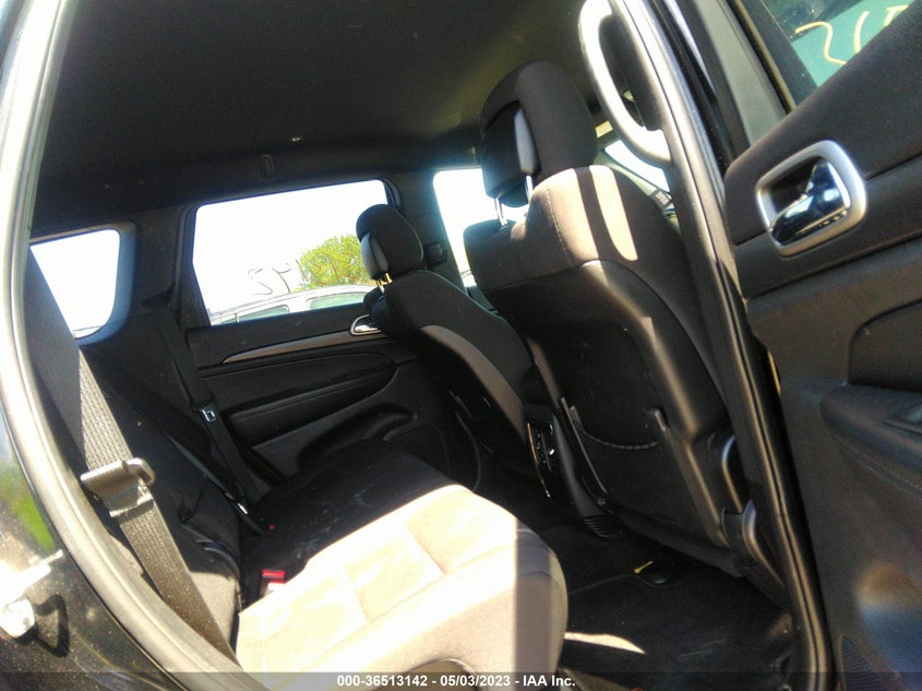 VIN 1C4RJFAG6JC350283 2018 JEEP GRAND CHEROKEE LAREDO
