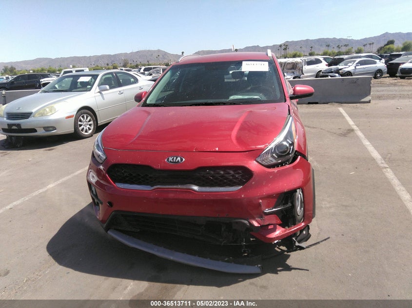 VIN KNDCB3LC3M5470174 2021 KIA NIRO LX
