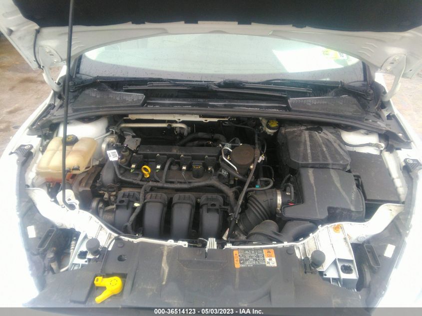 2016 FORD FOCUS SE - 1FADP3K23GL225962