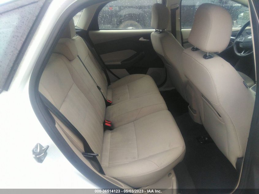 2016 FORD FOCUS SE - 1FADP3K23GL225962