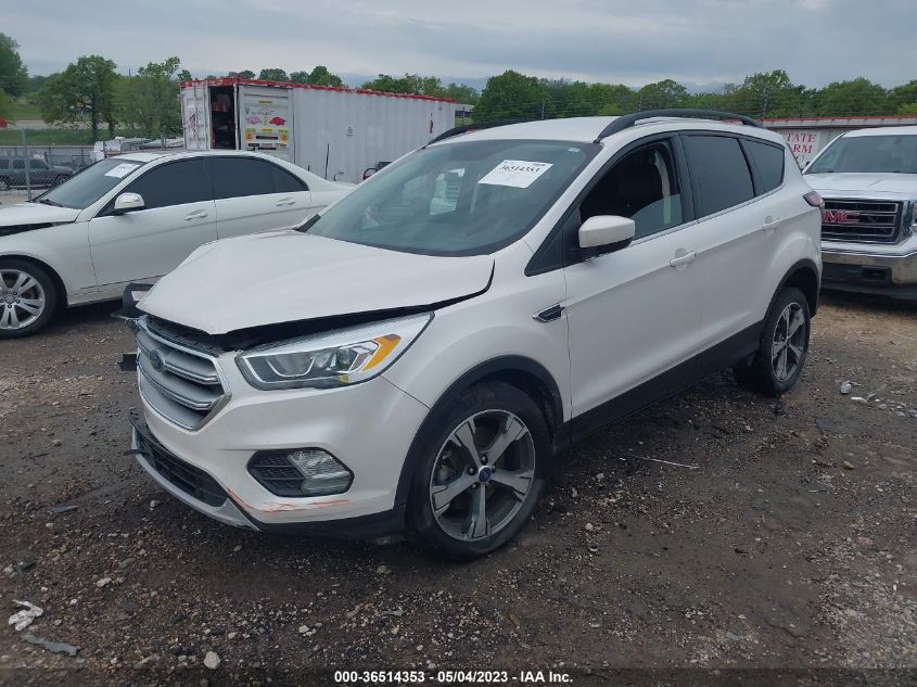 2017 FORD ESCAPE SE - 1FMCU9G90HUA57910