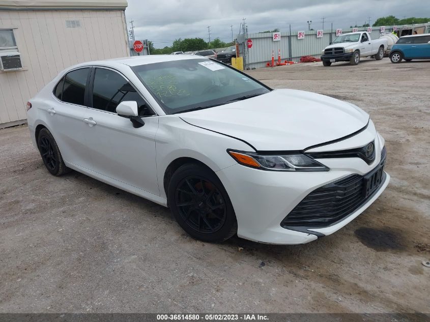 2018 TOYOTA CAMRY LE/SE/XLE/L - 4T1B11HK7JU086575