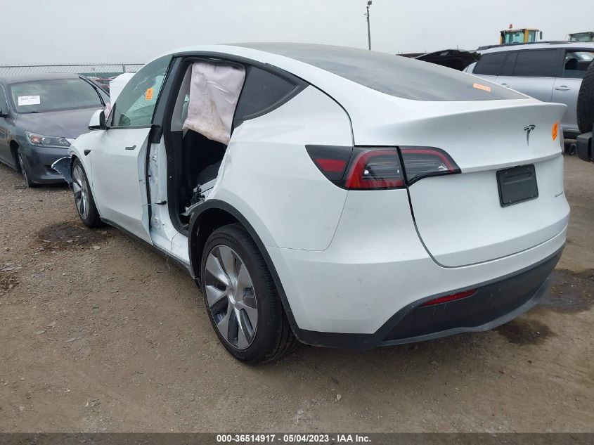 7SAYGDEE2PA095103 Tesla Model Y  3