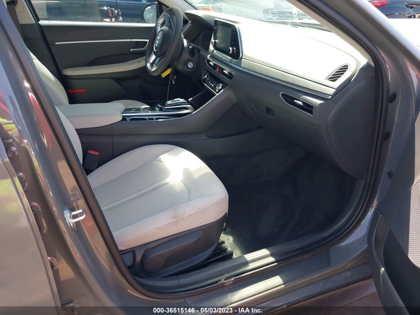 VIN KMHL24JAXPA247709 2023 HYUNDAI SONATA SE