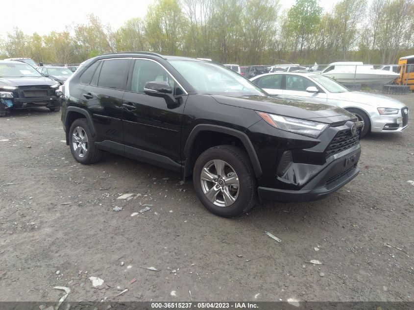 2022 TOYOTA RAV4 XLE - 2T3P1RFV0NC296399
