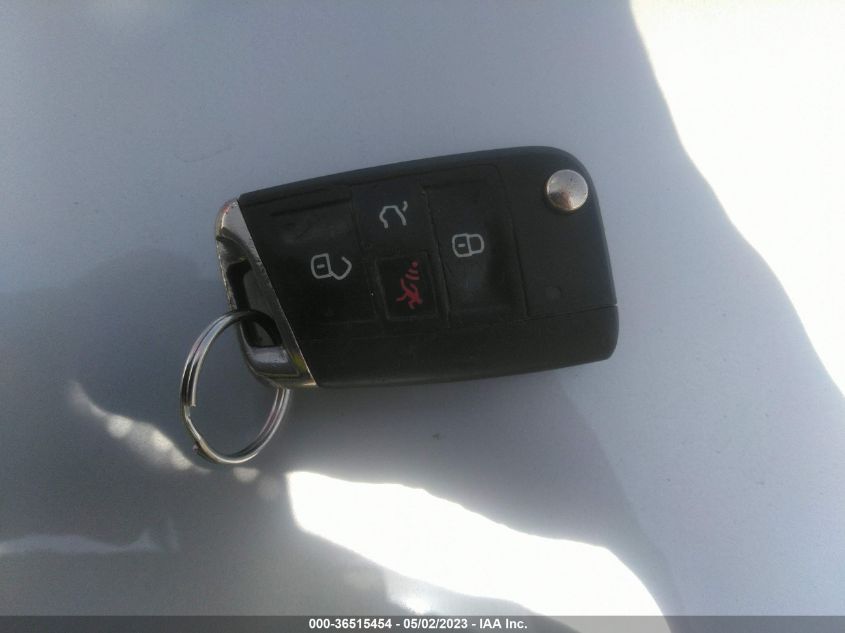 2017 VOLKSWAGEN GOLF S - 3VW217AU5HM046994