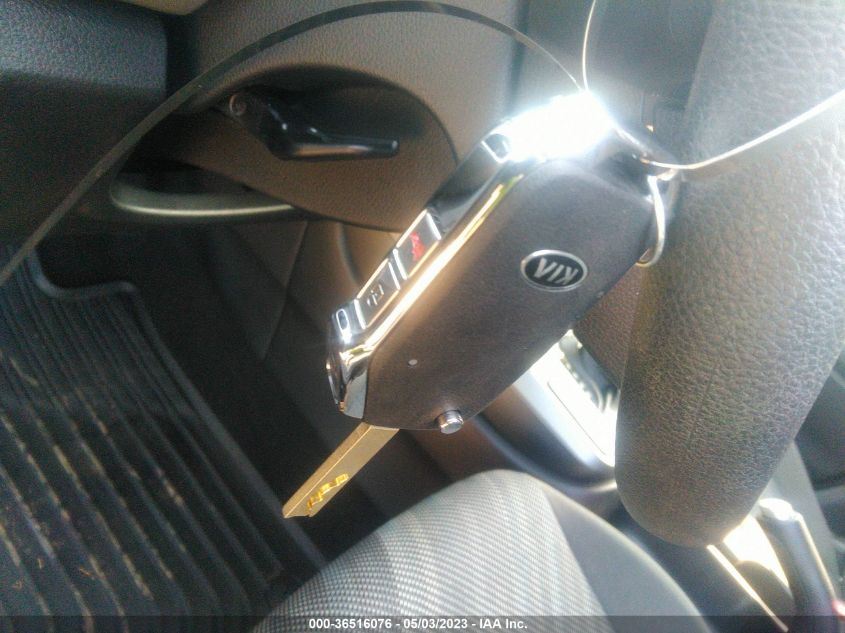 2021 KIA SELTOS LX - KNDEPCAAXM7177114