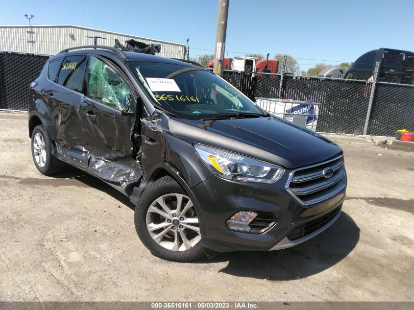 2017 FORD ESCAPE SE - 1FMCU0GDXHUD17939