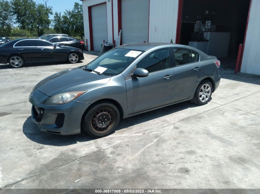 2013 MAZDA MAZDA3 I SPORT - JM1BL1U76D1704877