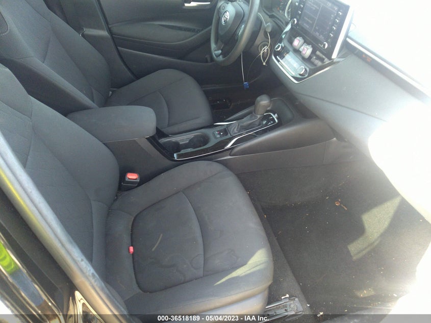 VIN 5YFEPMAE8MP255574 2021 TOYOTA COROLLA LE