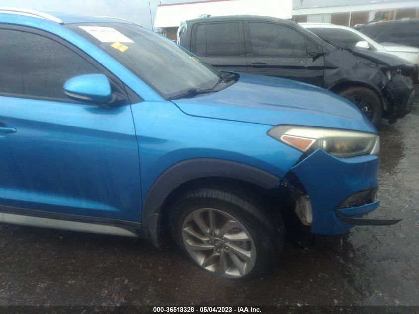 2017 HYUNDAI TUCSON SE PLUS - KM8J33A44HU530499