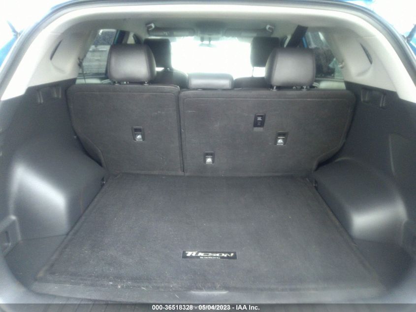 2017 HYUNDAI TUCSON SE PLUS - KM8J33A44HU530499