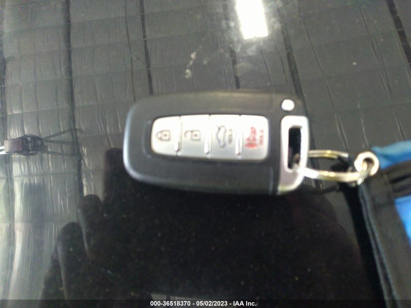 2014 HYUNDAI SONATA HYBRID - KMHEC4A49EA117272