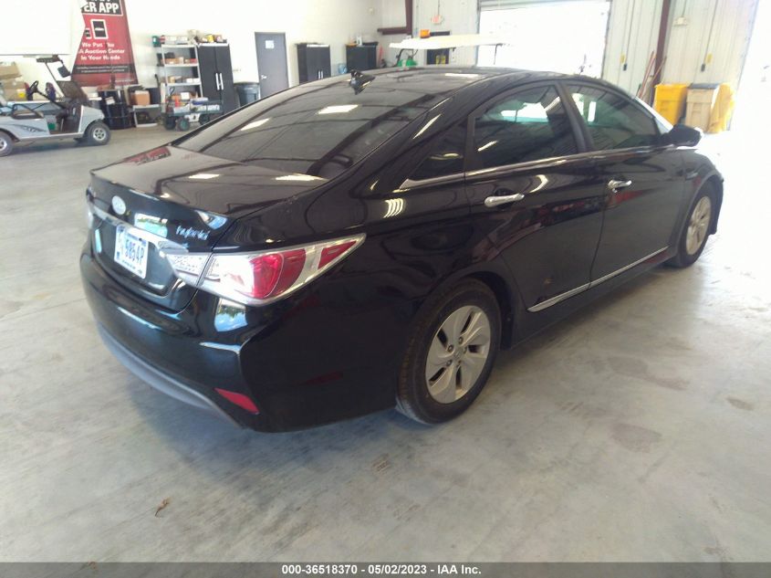 2014 HYUNDAI SONATA HYBRID - KMHEC4A49EA117272