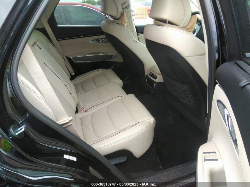 2022 GENESIS GV70 2.5T - KMUMADTB0NU067942
