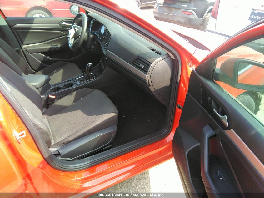 VIN 3VWC57BU8KM090728 2019 VOLKSWAGEN JETTA S/SE/R-LINE
