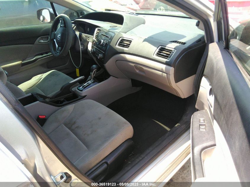 2013 HONDA CIVIC SDN LX - 2HGFB2F5XDH560534