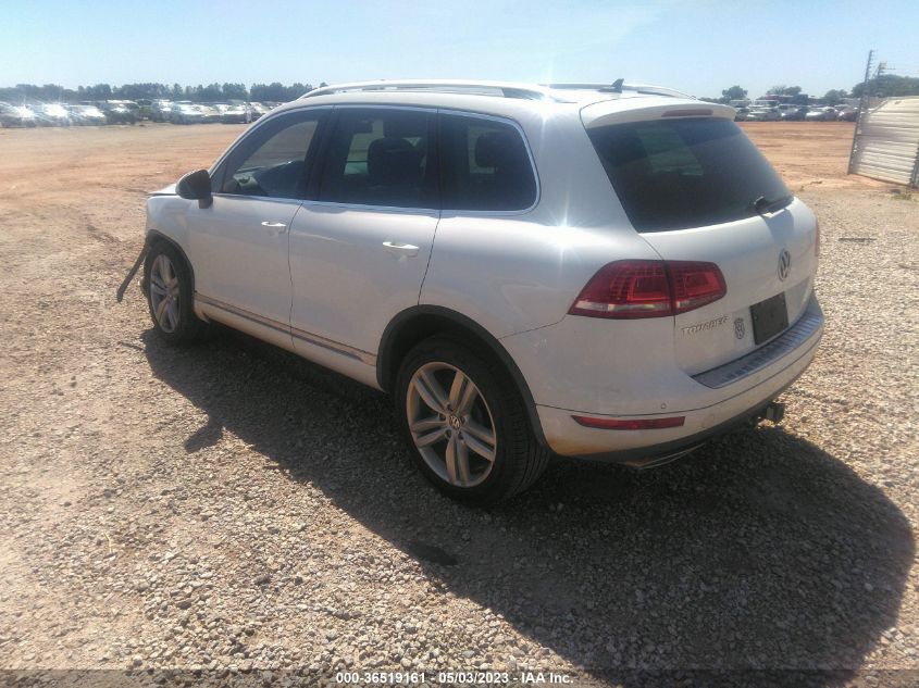 2014 VOLKSWAGEN TOUAREG EXEC WVGEP9BP3ED002241