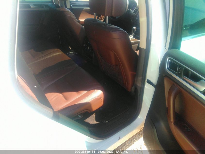 2014 VOLKSWAGEN TOUAREG EXEC WVGEP9BP3ED002241