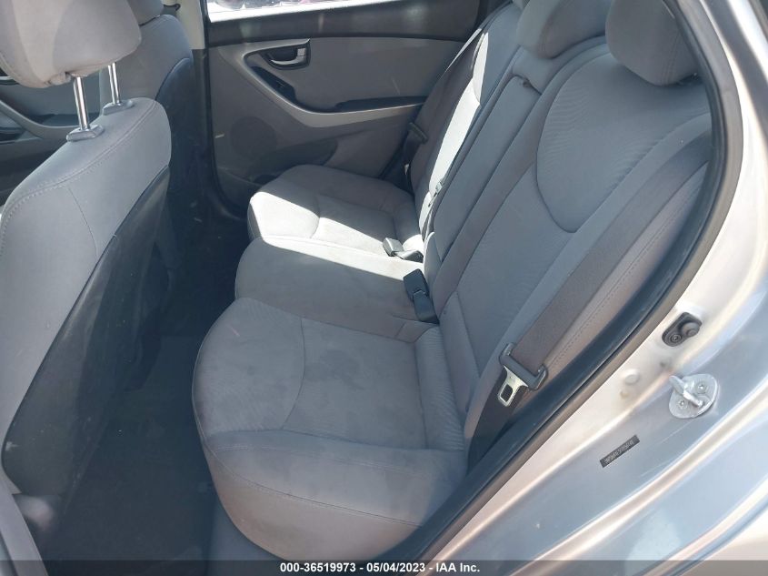 2015 HYUNDAI ELANTRA SE - 5NPDH4AE5FH556148