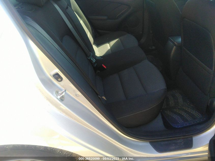 2017 KIA FORTE5 LX - KNAFK5A85H5674386