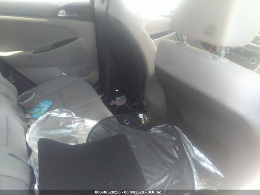 2019 HYUNDAI TUCSON SE - KM8J2CA43KU053073