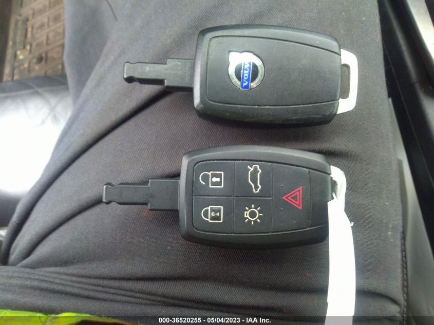 2013 VOLVO C30 T5 - YV1672MK6D2311580